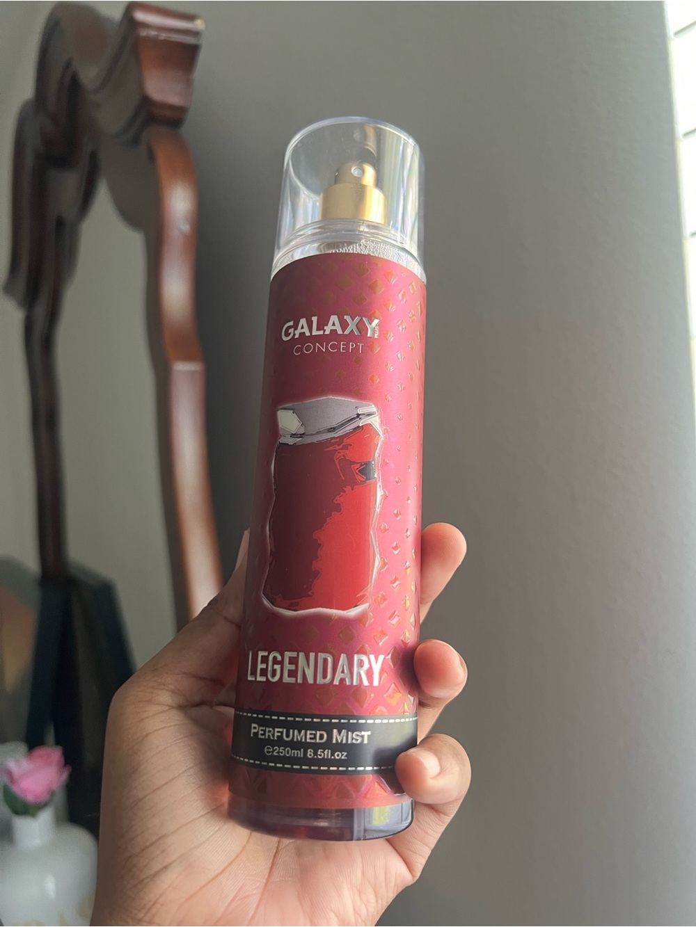 Red Perfumed Mist - Legendary - Picture 2 of 7